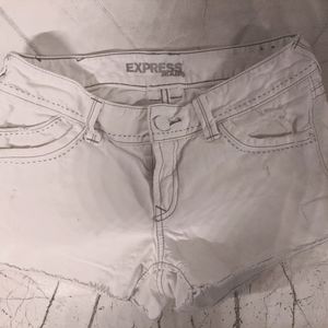 Express white denim ladie's shorts